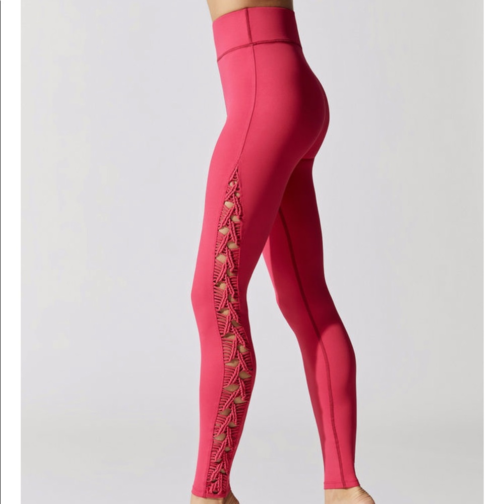🎄Carbon38 Macreme Legging